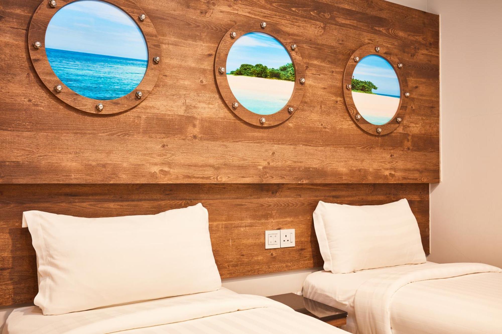 Standard Twin Room No Window