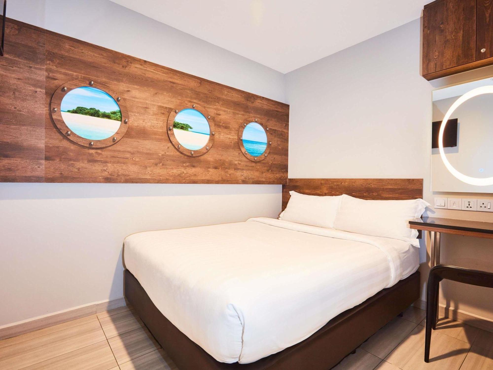 Standard Double Room No Window